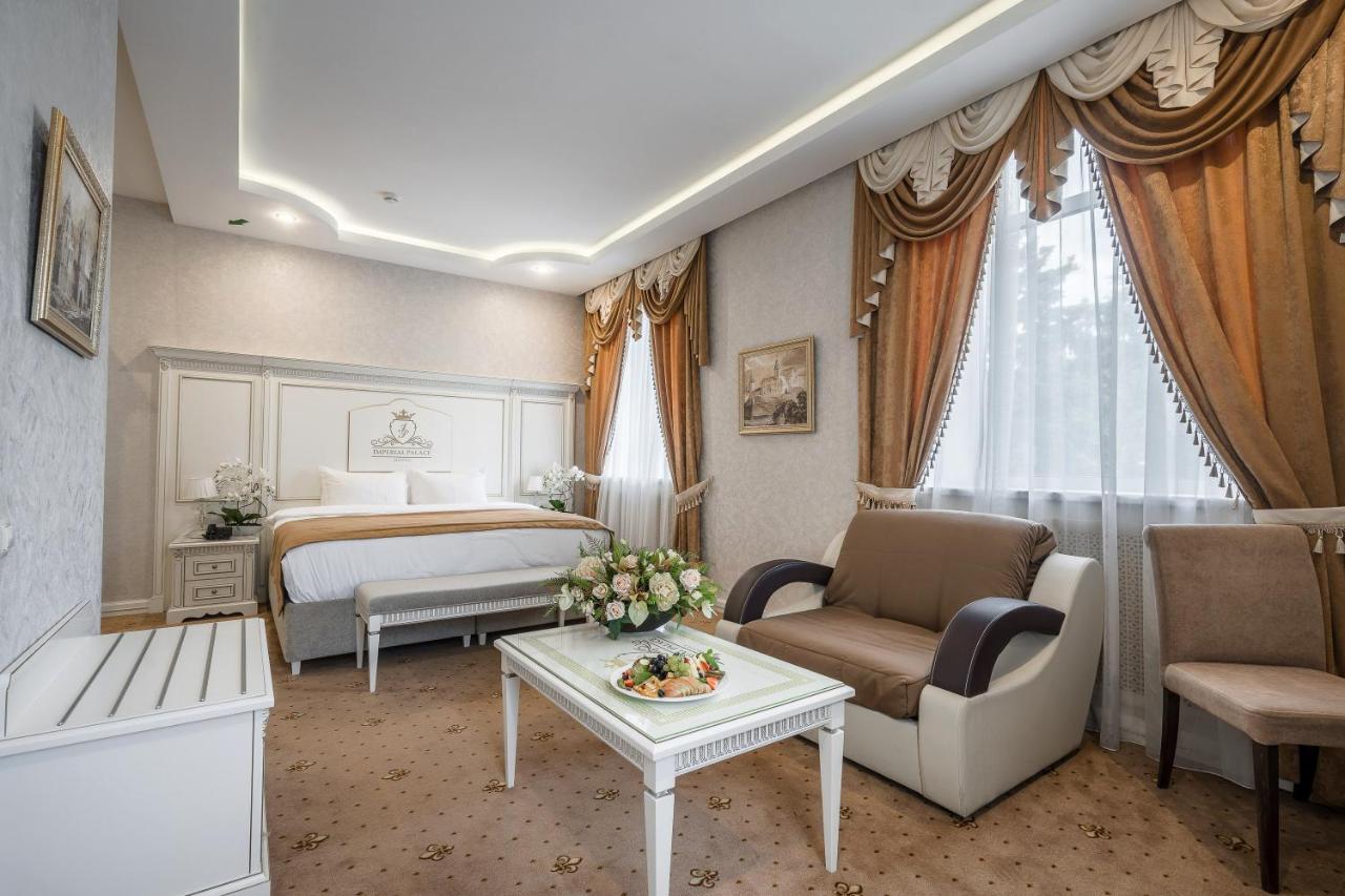 Imperial Palace Hotel Minsk Exterior foto