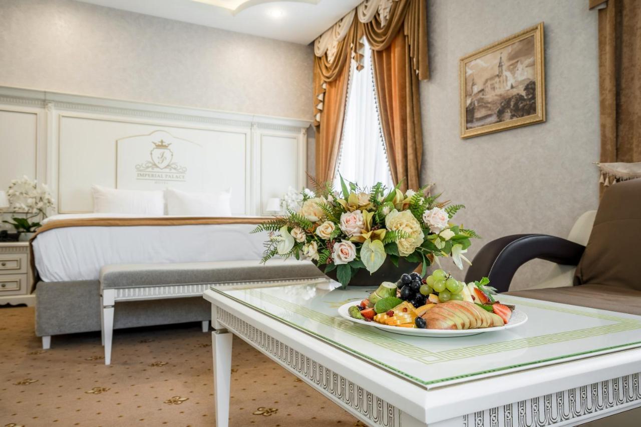 Imperial Palace Hotel Minsk Exterior foto